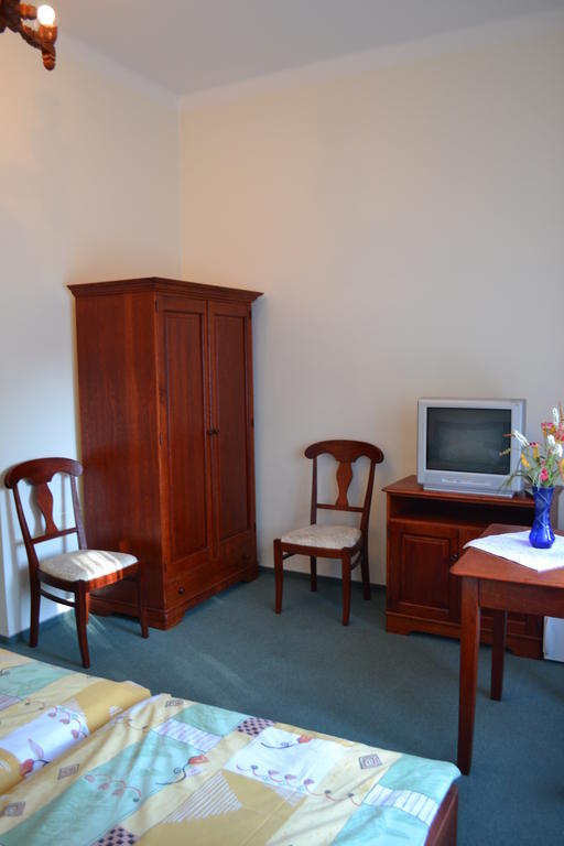 Nosztalgia Hotel Balatonszarszo Esterno foto